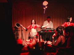 Antalya gecelerine damga vuran adres: Güllü!