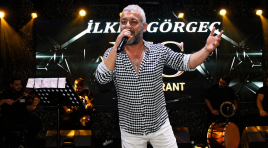 Sahnelerin yıldızı, makasın ustası